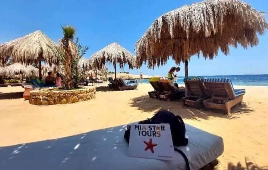 Paradise Island Hula Hula