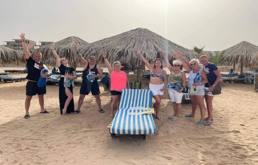 Paradise Island Hula Hula